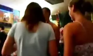 Prijatelji - 3d cinema porn ne znači da ne možete jebati