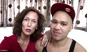 Slutty cimer Cameron out dor porno Dee ugošćuje pohotnog momka