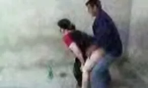 Ovaj par zna uništiti keez porno svoj brak.