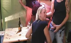 Neočekivano uspaljen striptease hd porn